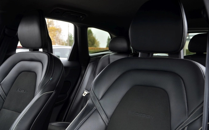 Volvo XC 60 cena 149889 przebieg: 100000, rok produkcji 2019 z Pyzdry małe 254